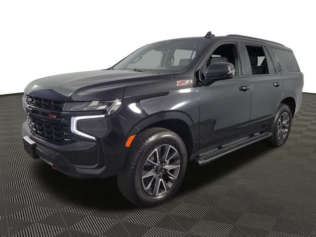 Used 2023 Chevrolet Tahoe Z71 w/ Luxury Package AWD/4WD image 3
