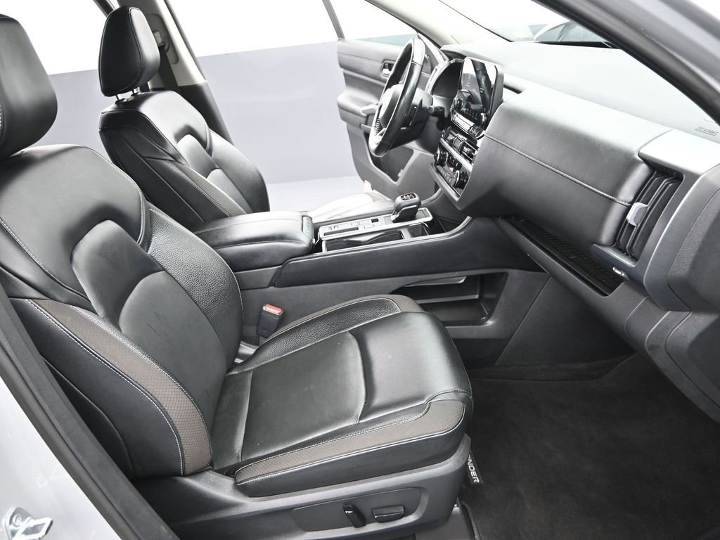 Used 2022 Nissan Pathfinder SL w/ SL Premium Package image 27