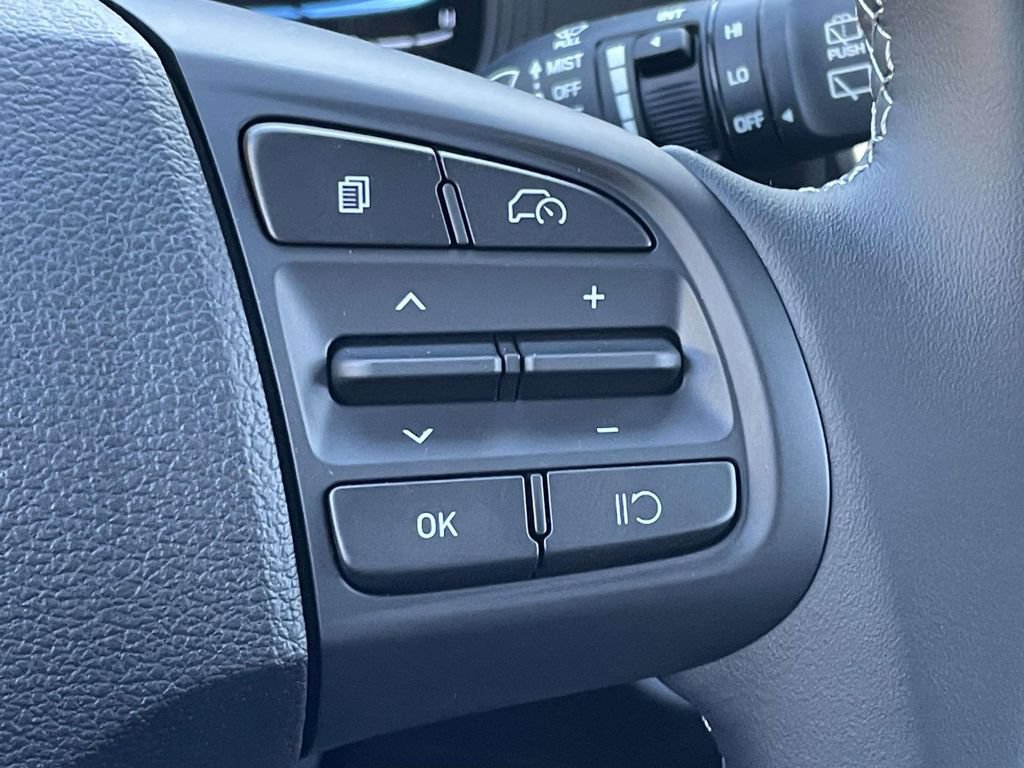 New 2026 Hyundai Venue SEL FWD image 21