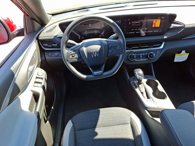 Used 2024 Buick Envista Preferred image 14
