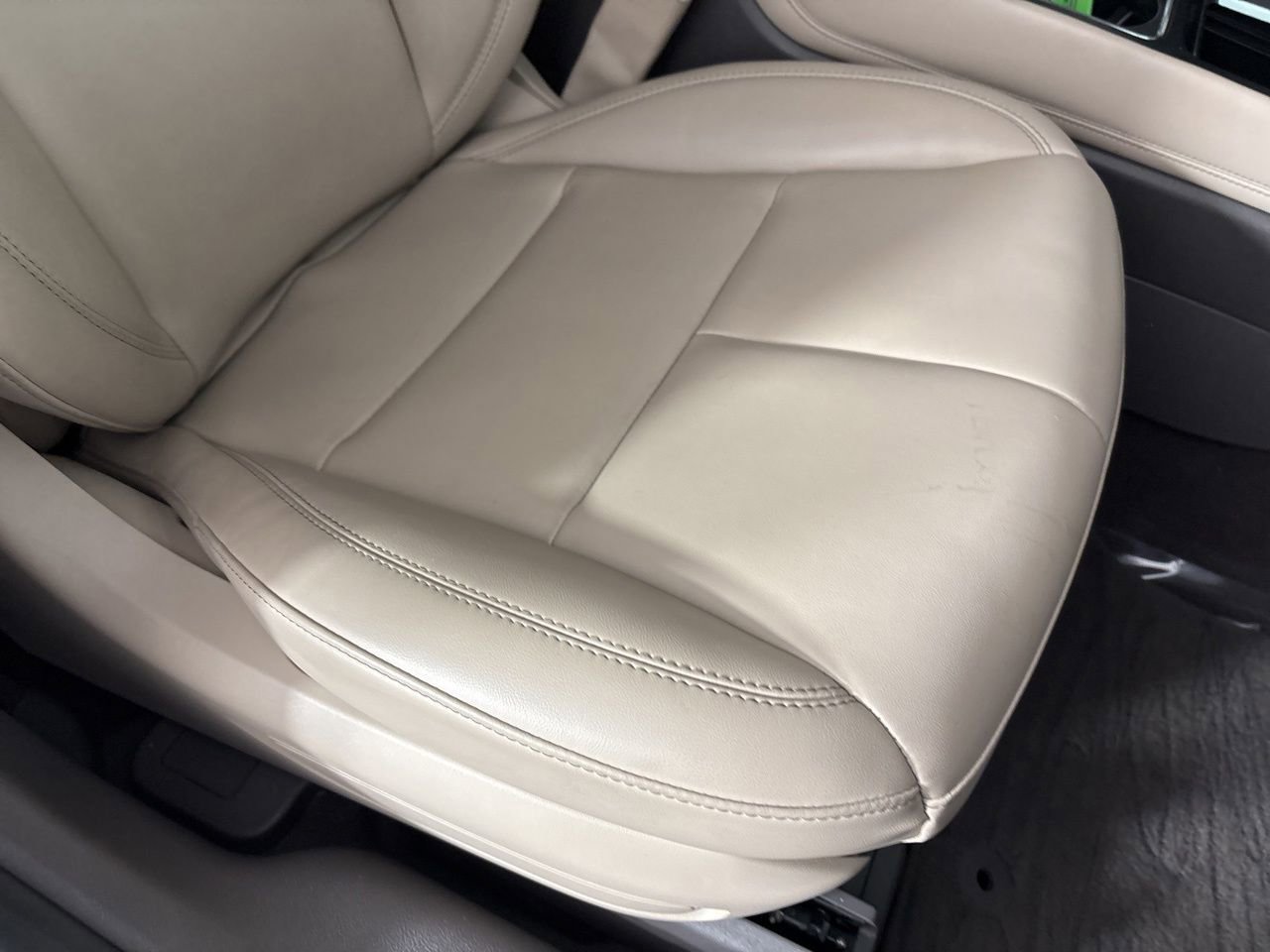 Used 2024 Lincoln Corsair FWD image 26