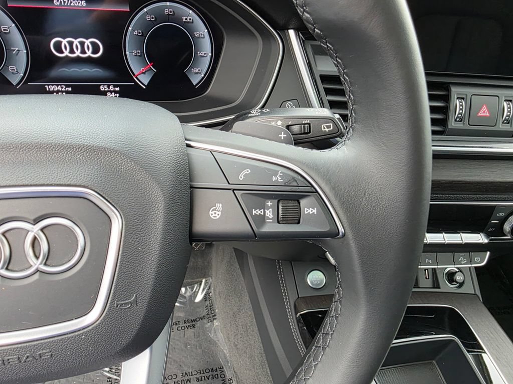 Used 2023 Audi Q5 2.0T Premium Plus w/ Premium Plus Package AWD/4WD image 20