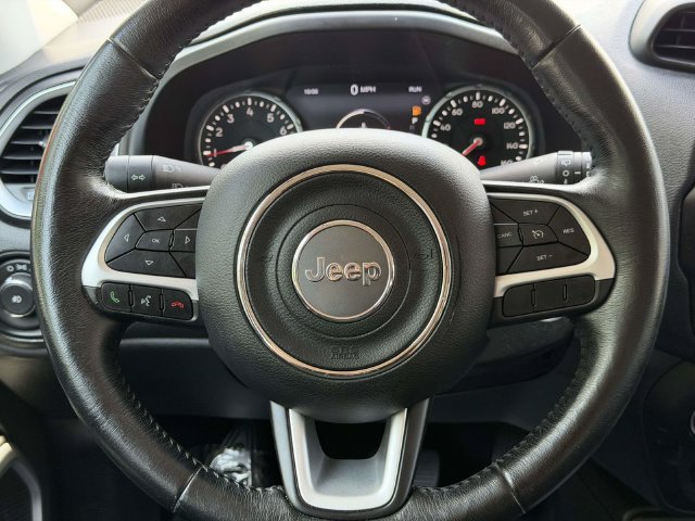 Used 2021 Jeep Renegade Latitude w/ Convenience Group AWD/4WD image 19