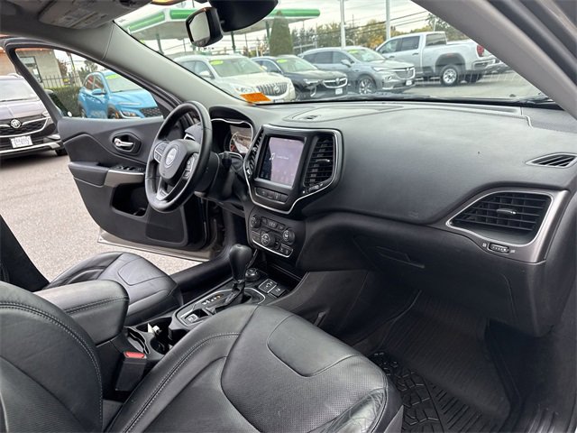 Used 2021 Jeep Cherokee Latitude Lux w/ Comfort/Convenience Group image 28