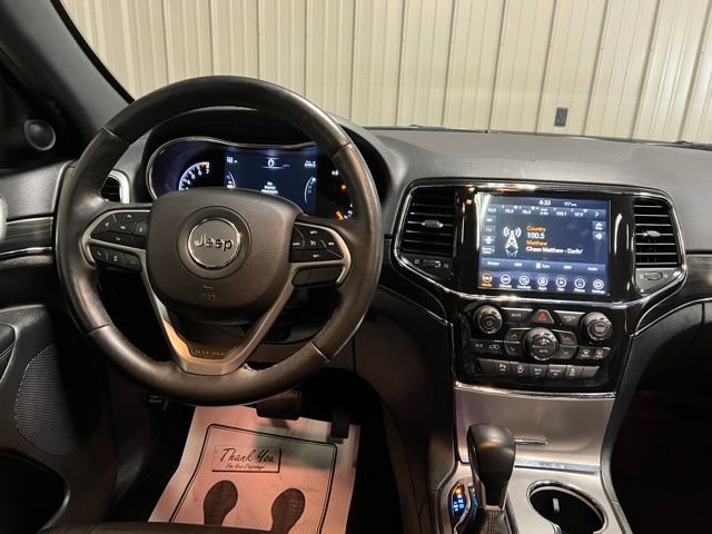 Used 2022 Jeep Grand Cherokee Limited image 32