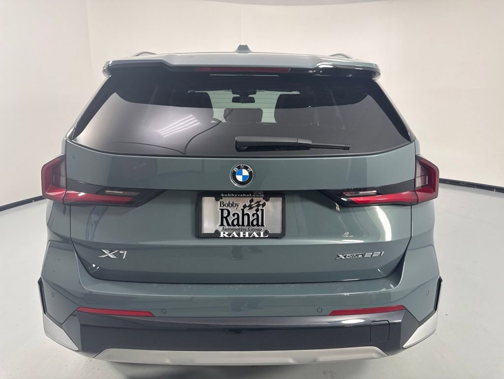 Certified 2024 BMW X1 xDrive28i w/ Technology Package AWD/4WD image 6