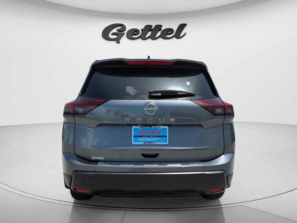 Certified 2026 Nissan Rogue SV FWD image 12