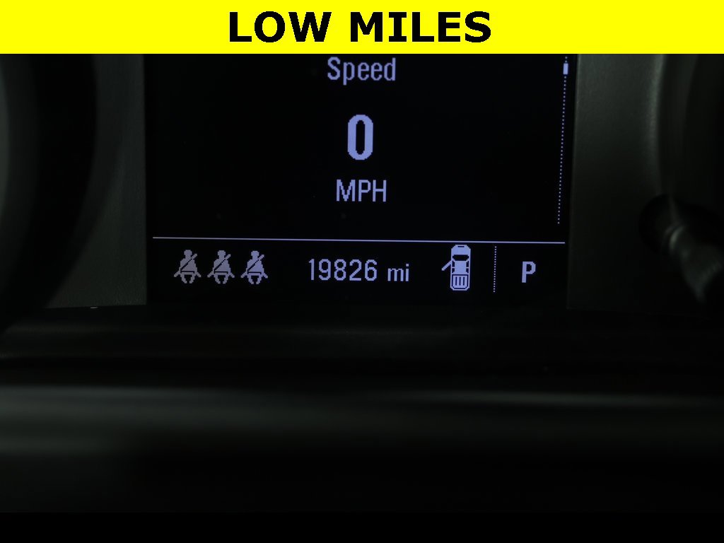 Used 2024 Chevrolet Silverado 2500 Custom w/ Custom Value Package image 8