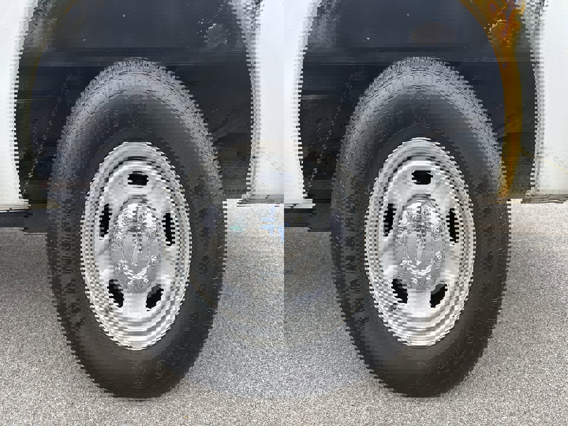 Used 2011 Ford F250 XL w/ XL Value Pkg image 31