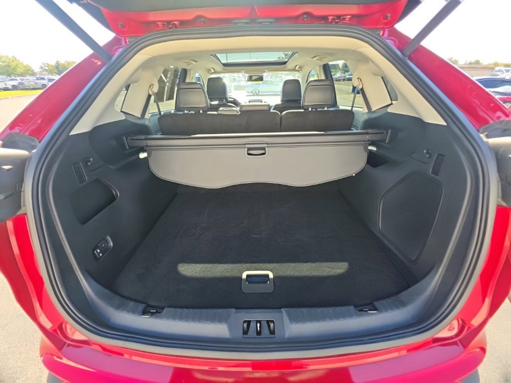 Used 2024 Ford Edge Titanium AWD/4WD image 29