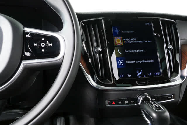 Used 2019 Volvo S60 T6 Inscription image 13