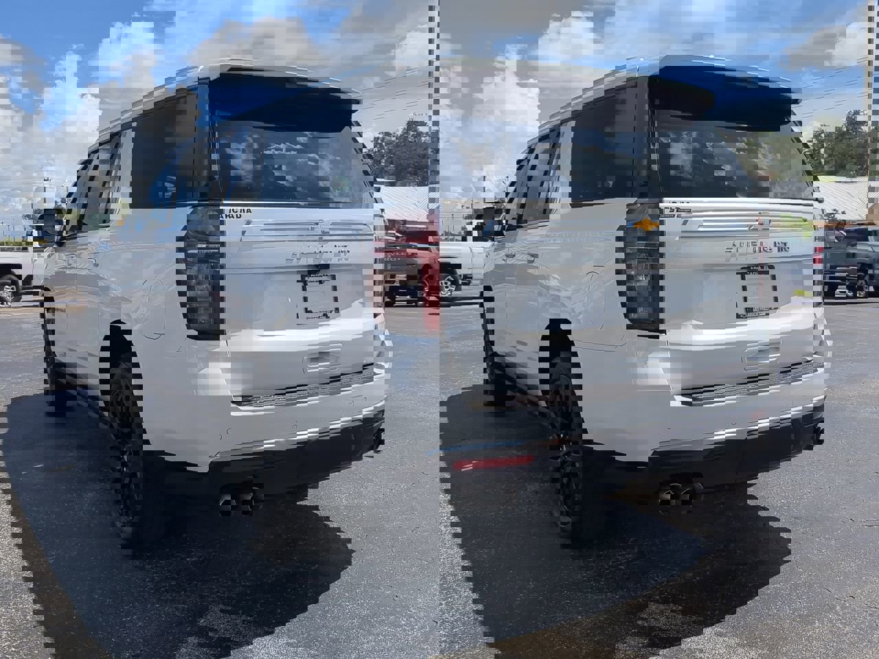 Used 2024 Chevrolet Suburban High Country image 6