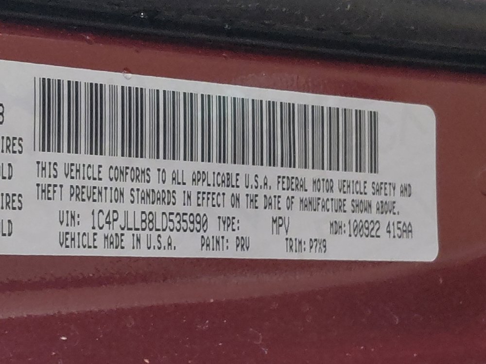Used 2020 Jeep Cherokee Latitude Plus FWD image 33