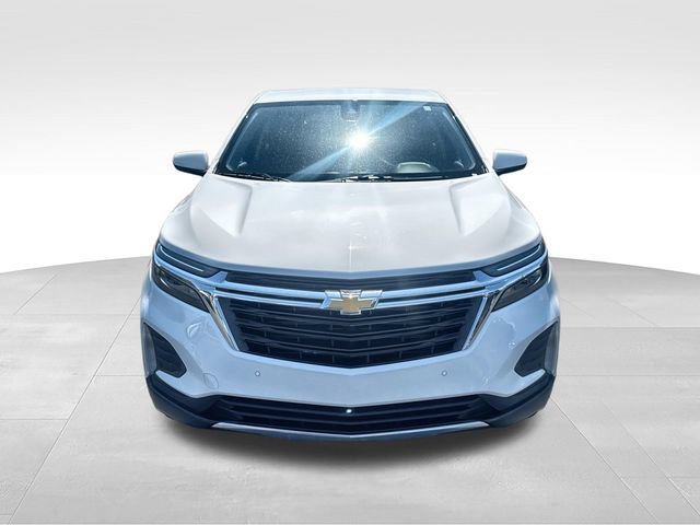 Used 2024 Chevrolet Equinox LT w/ LPO, Floor Liner Package AWD/4WD image 3