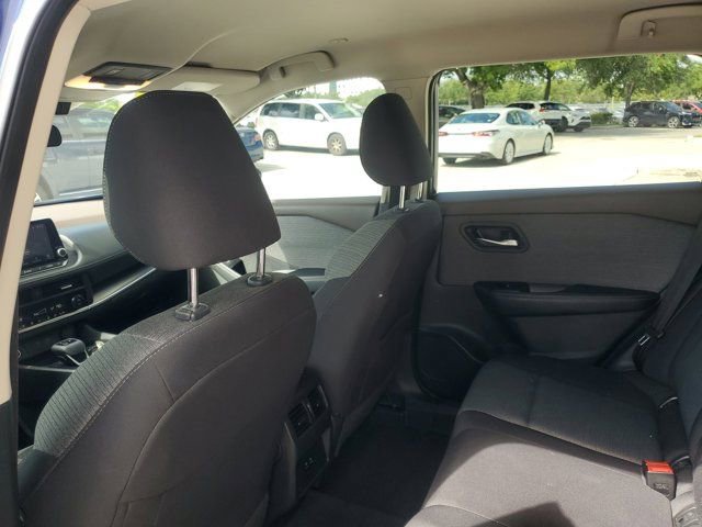 Used 2023 Nissan Rogue SV FWD image 12
