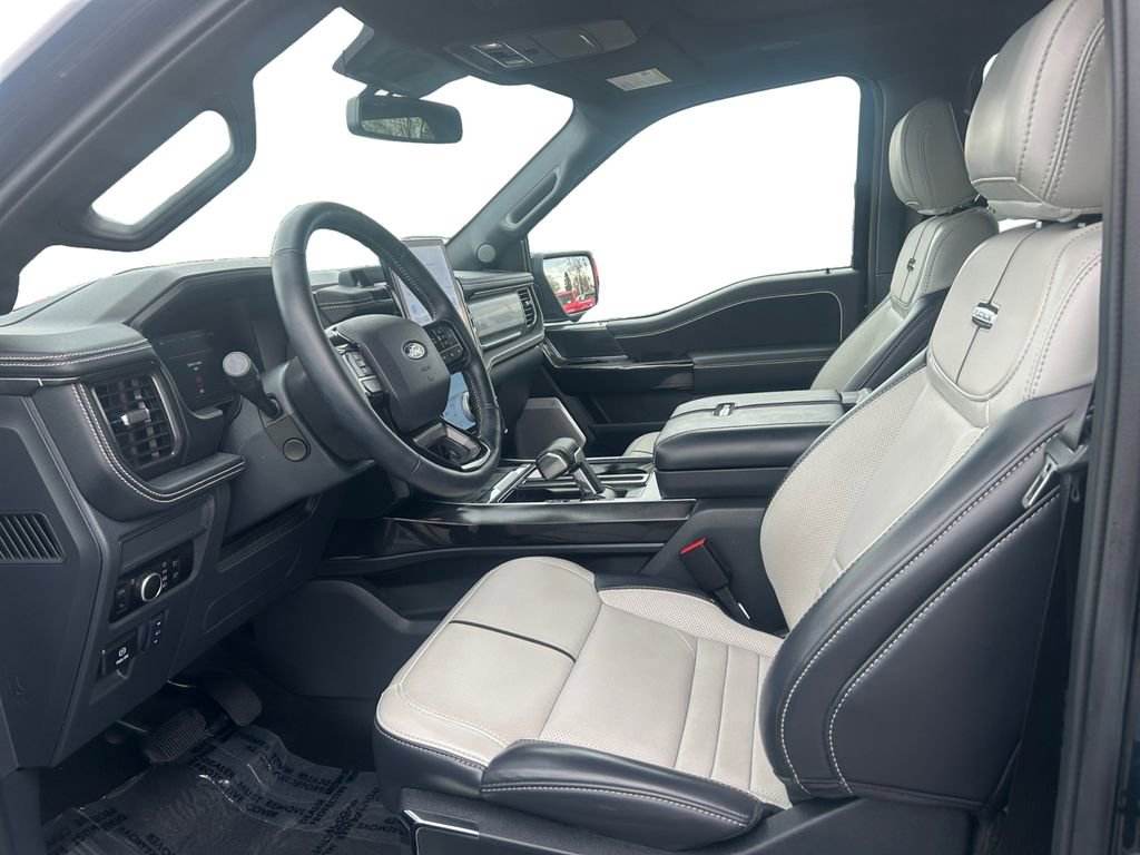 Used 2025 Ford F150 Lightning Platinum image 11