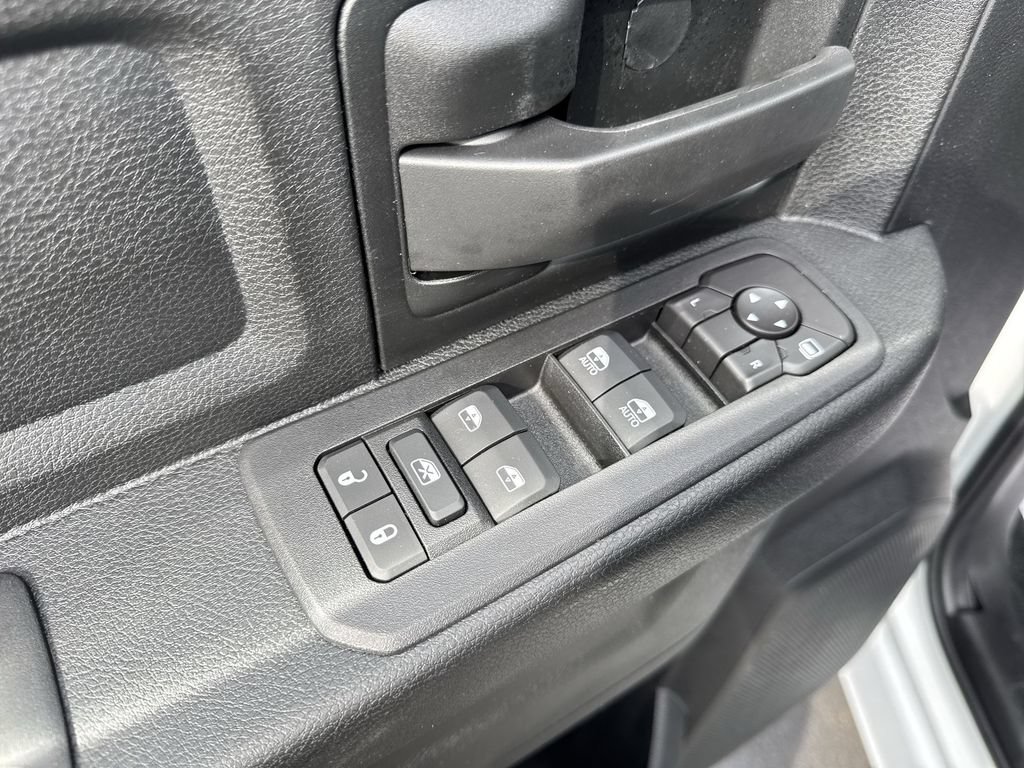 New 2026 RAM 5500 Tradesman AWD/4WD image 13
