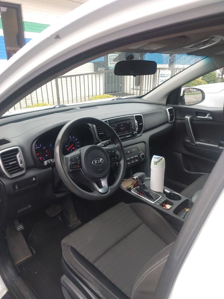 Used 2018 Kia Sportage LX AWD/4WD image 12