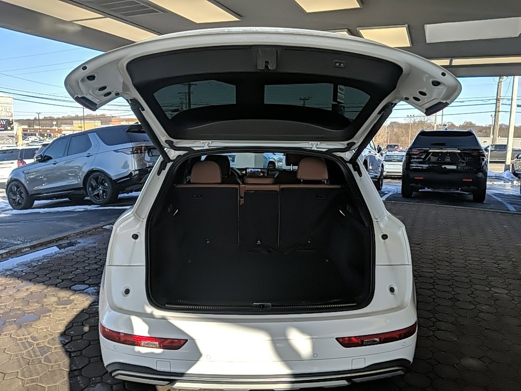 Used 2021 Audi Q5 Prestige image 9