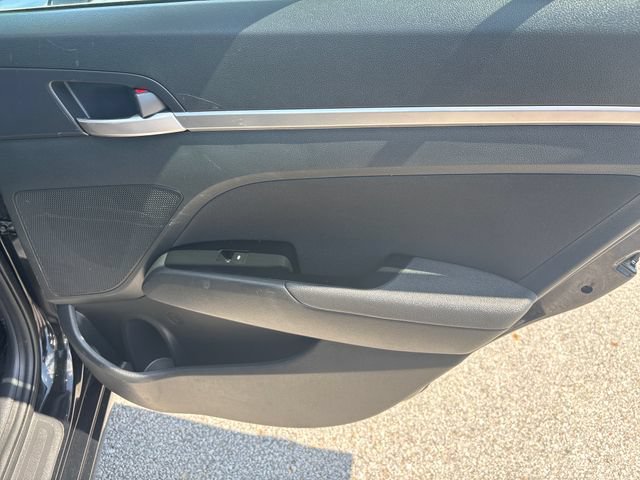 Used 2020 Hyundai Elantra SEL w/ Cargo Package (C1) FWD image 12