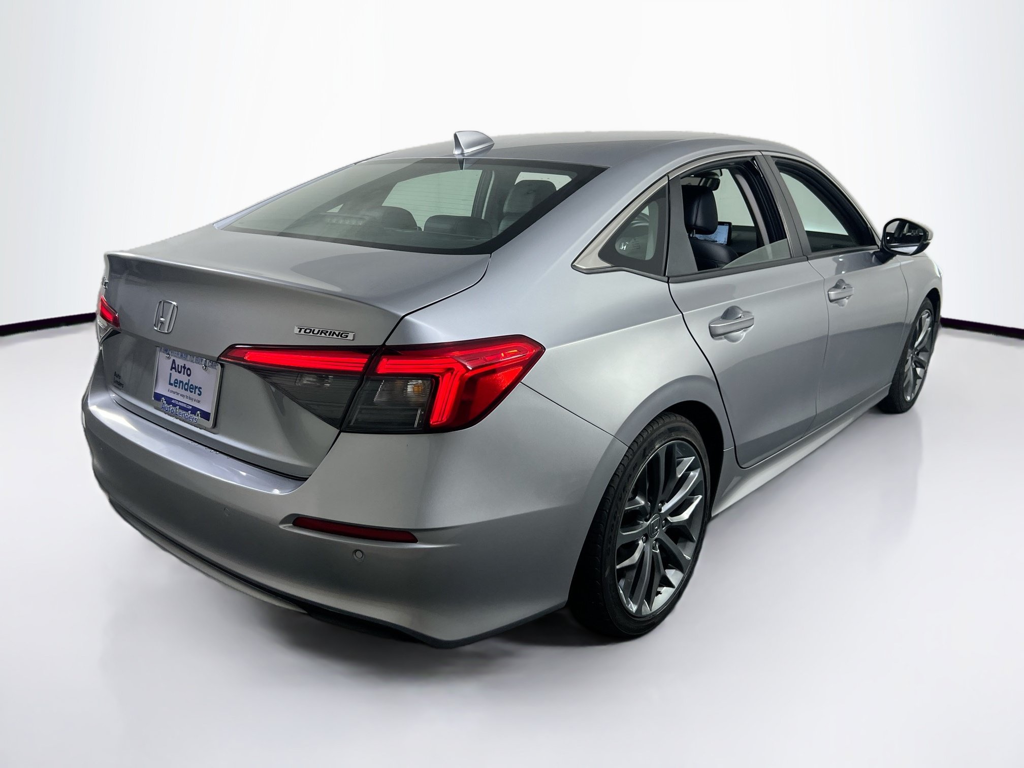 Used 2023 Honda Civic Touring image 5
