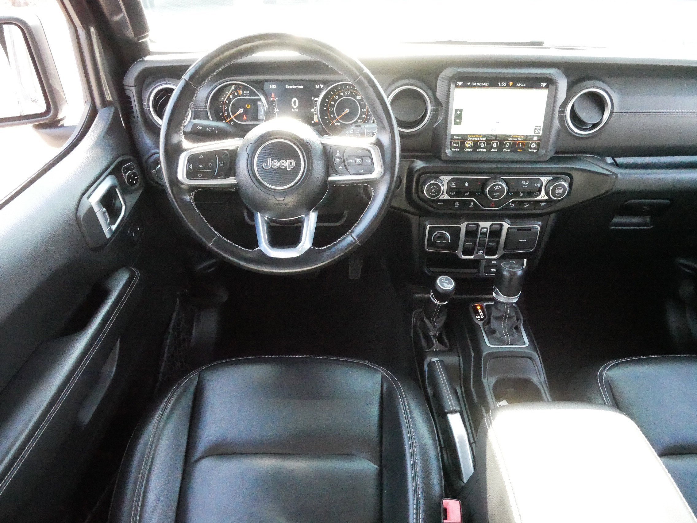 Used 2021 Jeep Wrangler Unlimited Sahara image 10