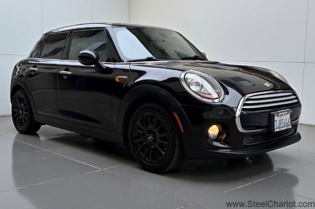 Used 2015 MINI Cooper 4-Door Hardtop image 2