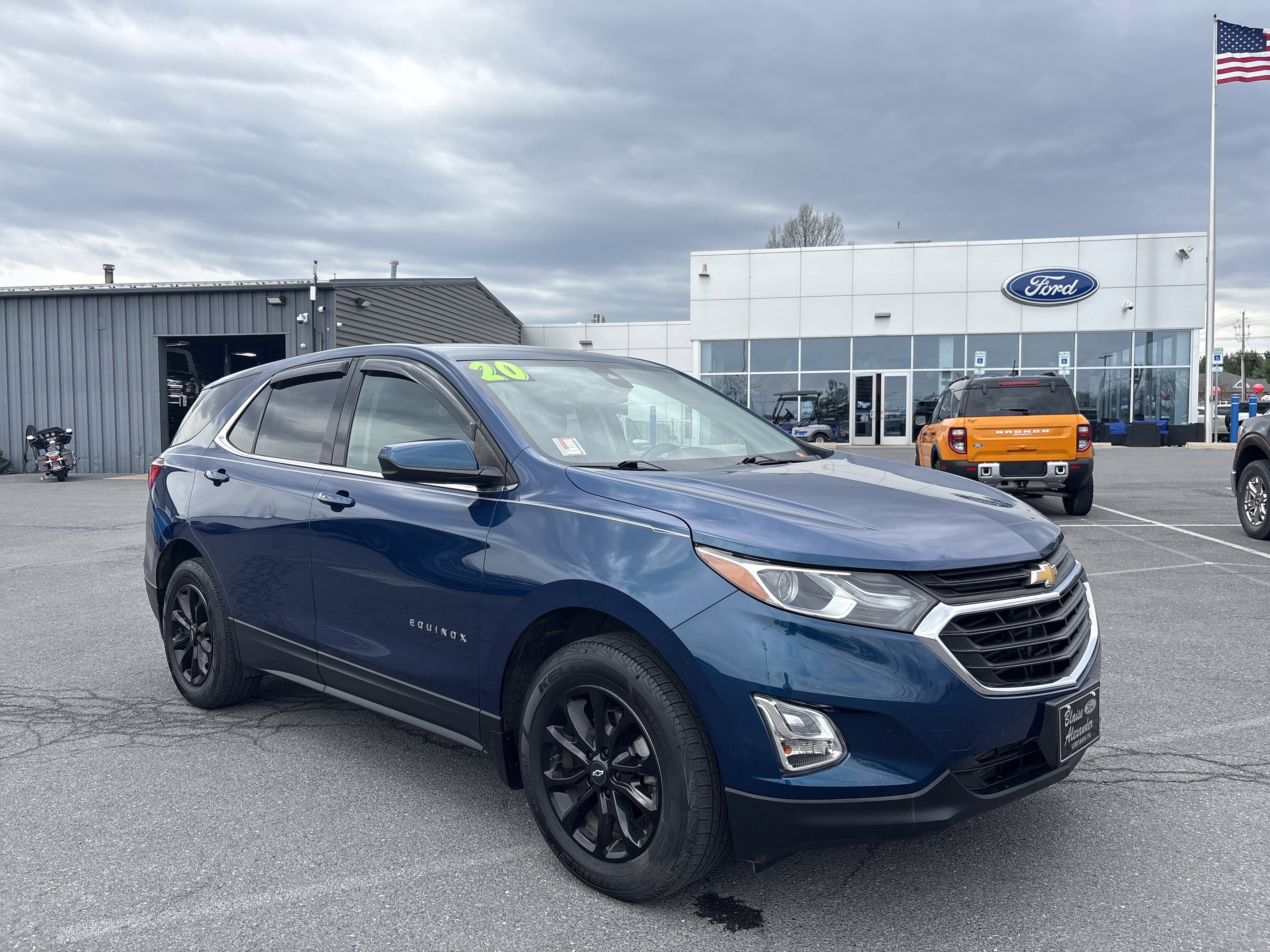 Used 2020 Chevrolet Equinox LT image 1