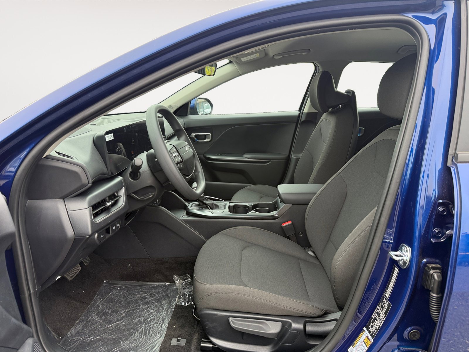 New 2026 Kia K4 FWD image 10