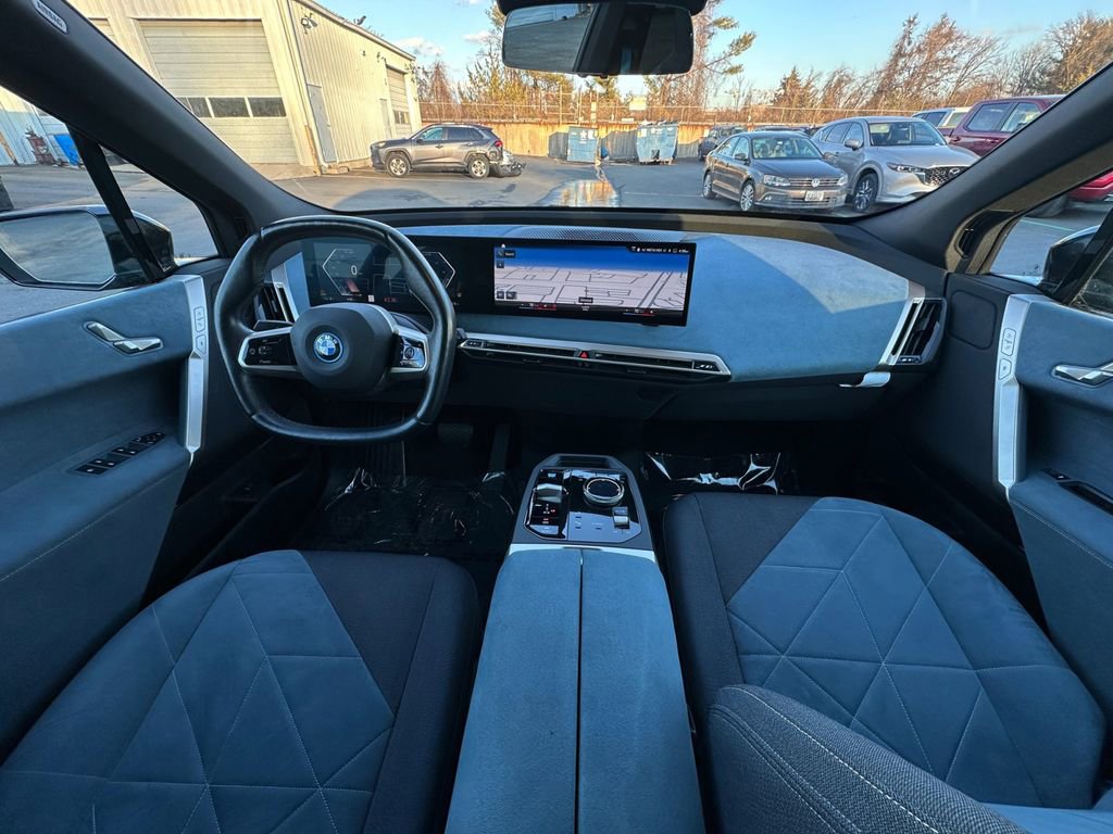Used 2023 BMW iX xDrive50 w/ BMW I Signature Blue Package AWD/4WD image 24