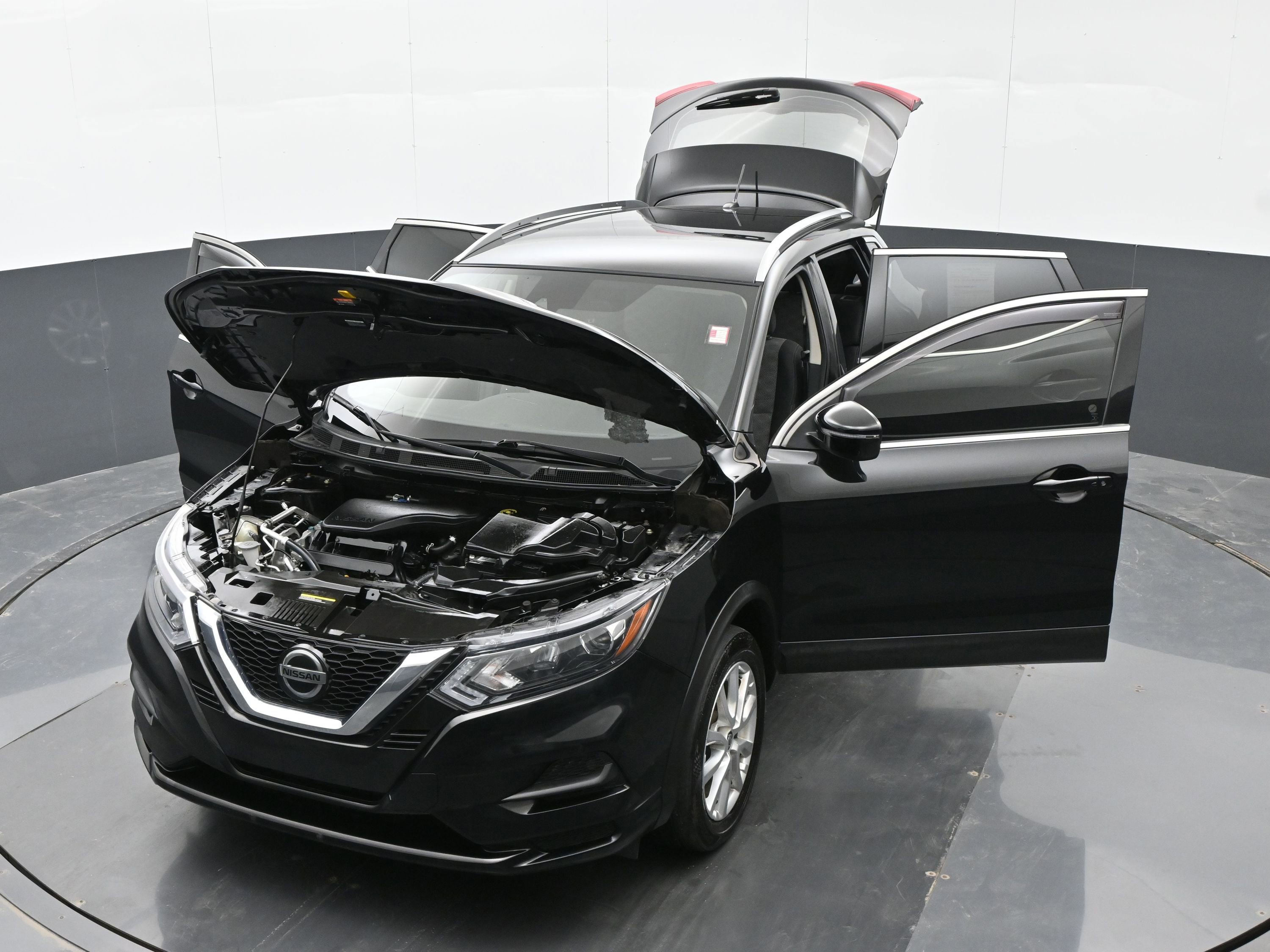 Used 2020 Nissan Rogue Sport SV image 46