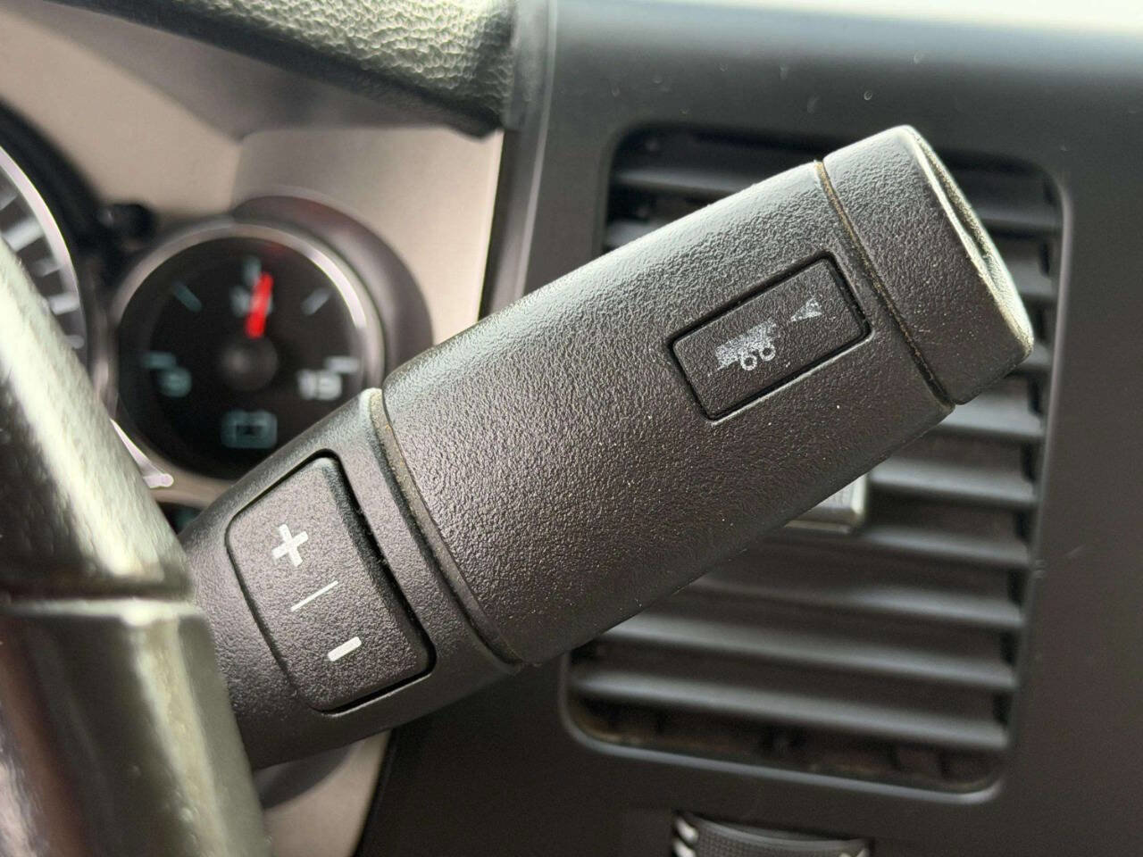 Used 2010 Chevrolet Silverado 1500 LT w/ Power Pack Plus image 31