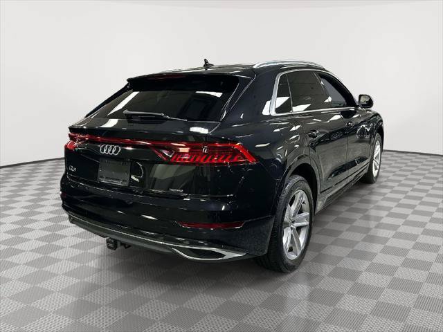 Used 2019 Audi Q8 Premium w/ Convenience Package AWD/4WD image 2