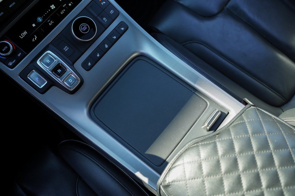 Used 2024 Hyundai Palisade Calligraphy image 35