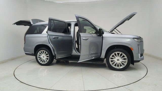 Used 2023 Cadillac Escalade Premium Luxury w/ Performance Package image 79