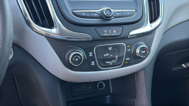Used 2024 Chevrolet Equinox LS w/ Driver Confidence II Package FWD image 29