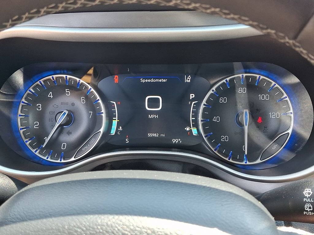 Used 2025 Chrysler Pacifica Select FWD image 26