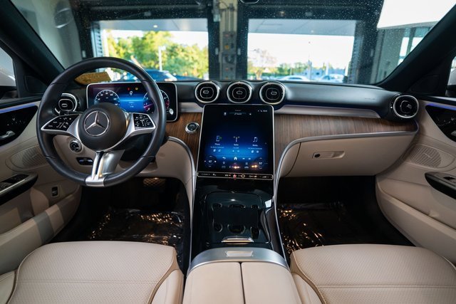 Certified 2024 Mercedes-Benz C 300 4MATIC Sedan image 11