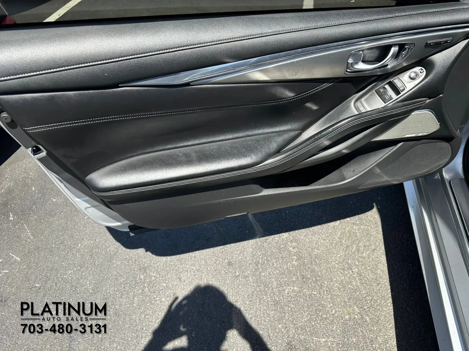 Used 2019 INFINITI Q60 3.0t Luxe w/ Essential Package AWD/4WD image 15