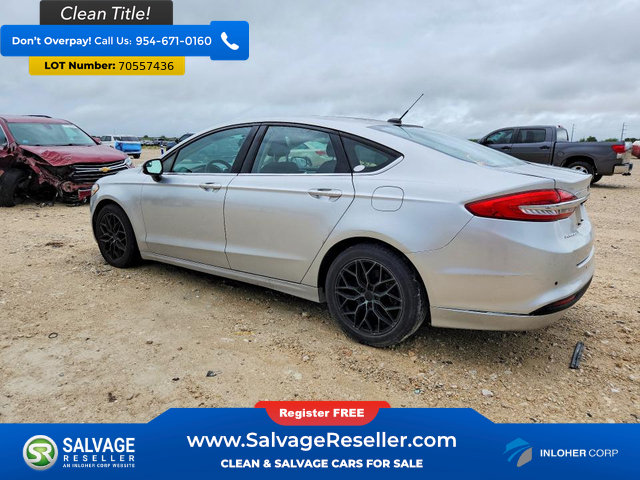 Used 2017 Ford Fusion SE w/ Fusion SE Technology Package FWD image 3