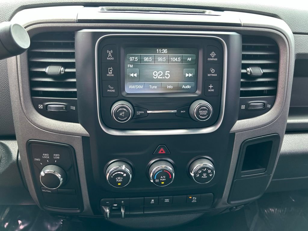 Used 2017 RAM 2500 ST AWD/4WD image 15