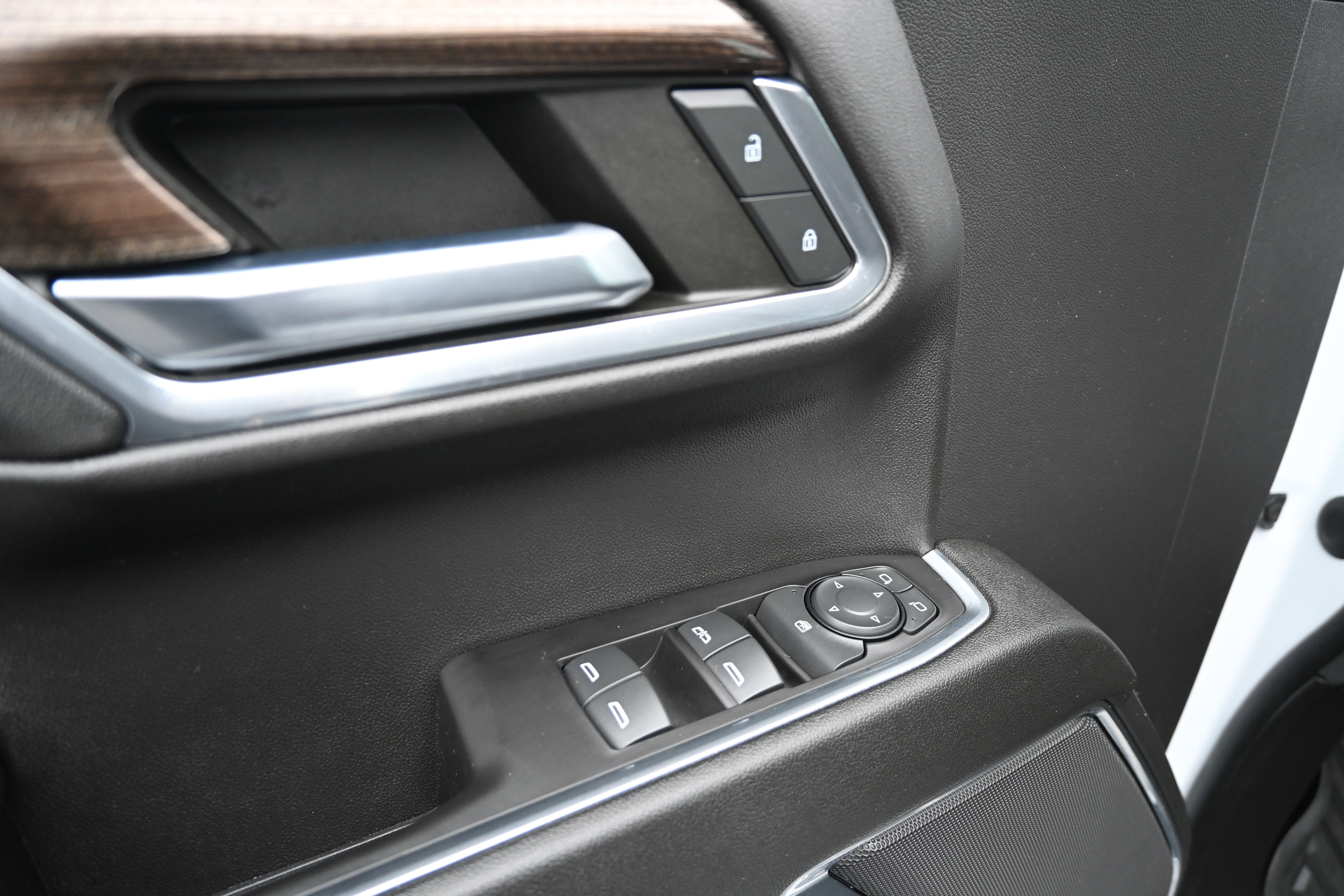 Used 2023 Chevrolet Silverado 1500 LT Trail Boss w/ Protection Package image 16