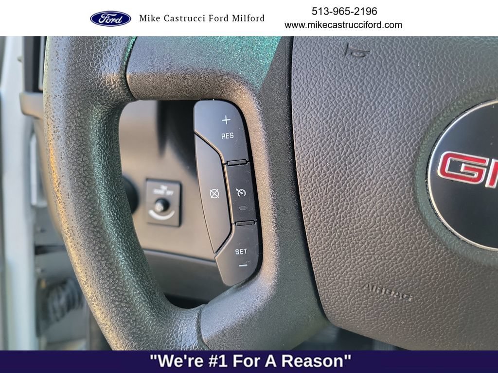 Used 2017 GMC Savana 2500 RWD image 30