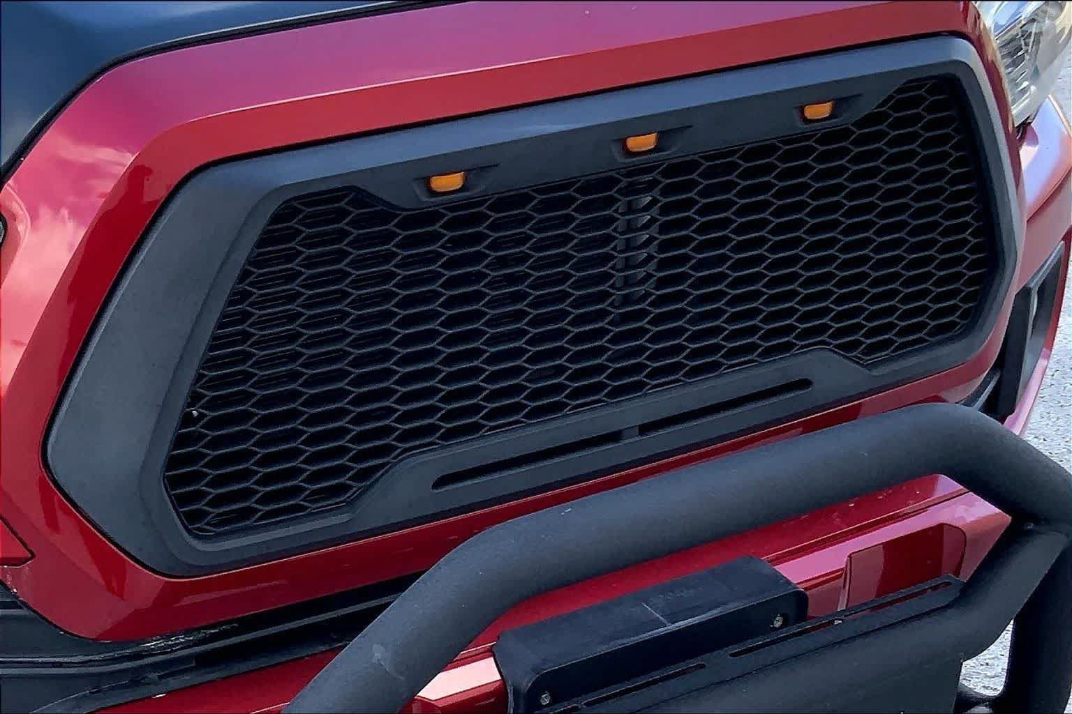 Used 2016 Toyota Tacoma SR AWD/4WD image 33