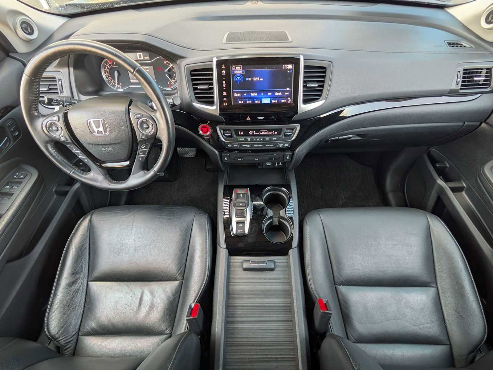 Certified 2017 Honda Pilot Touring image 22