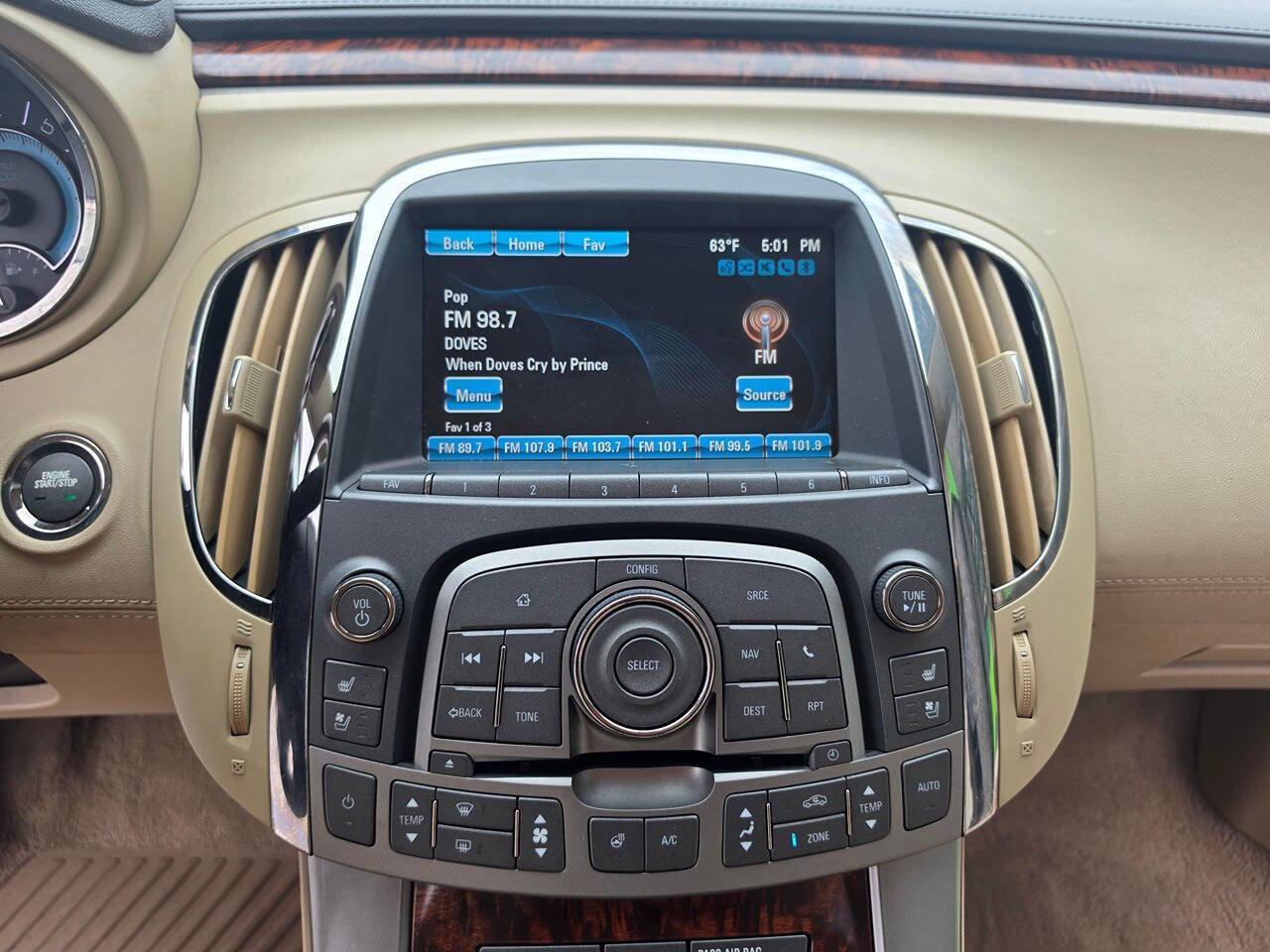 Used 2013 Buick LaCrosse Touring FWD image 30
