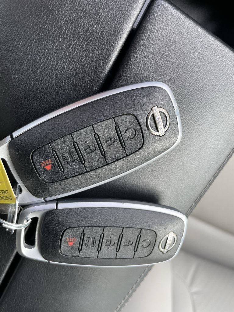 Used 2023 Nissan Rogue SV w/ SV Premium Package image 33