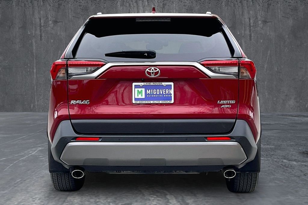 Used 2019 Toyota RAV4 Limited w/ Advanced Technology Package AWD/4WD image 5