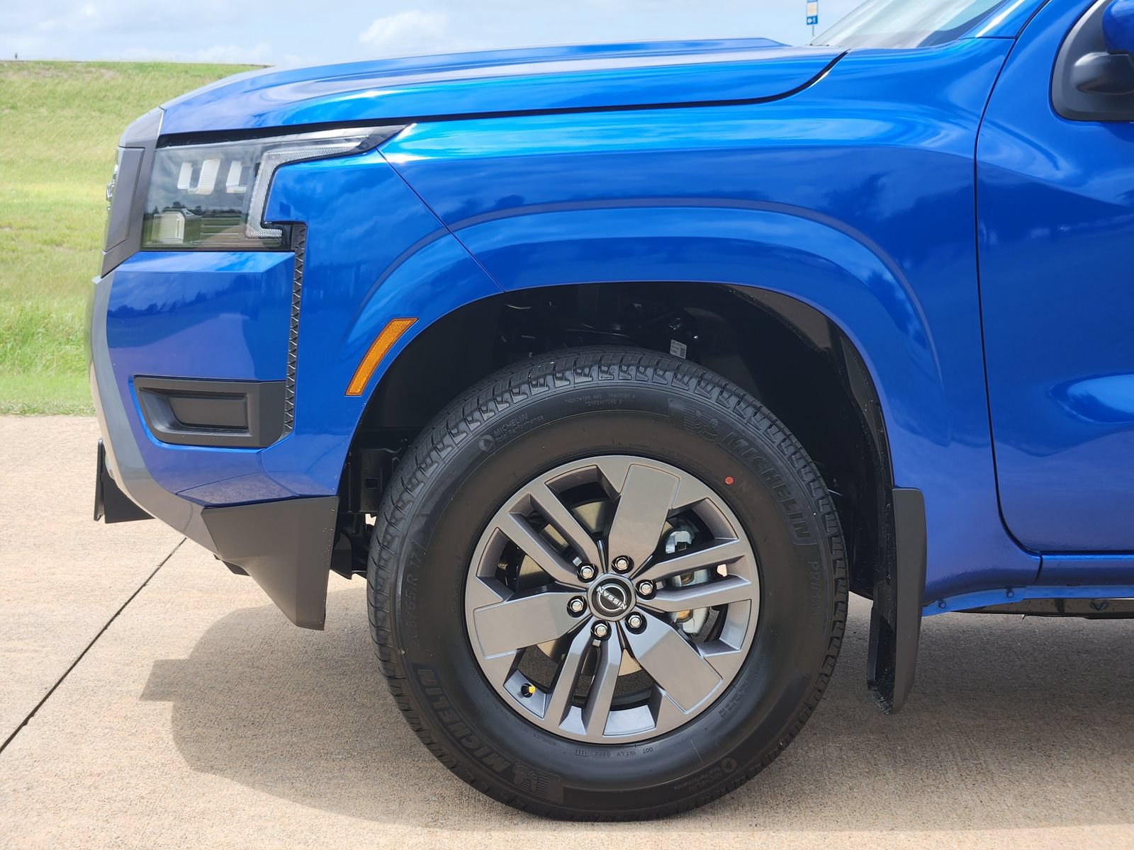 New 2026 Nissan Frontier SV w/ SV Convenience Package RWD image 10