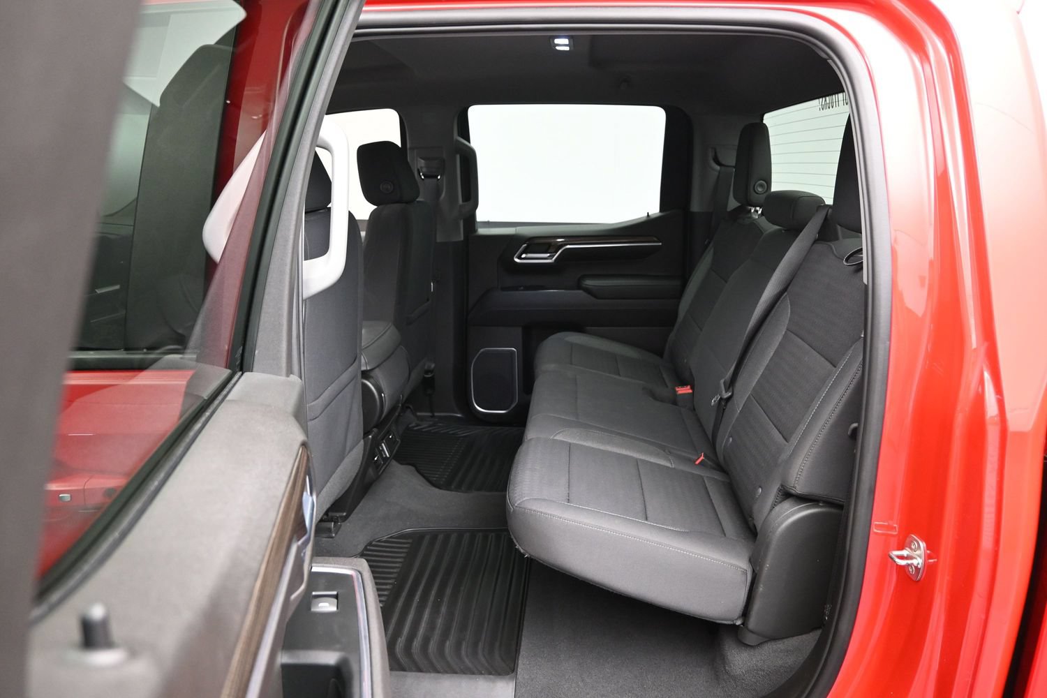 Used 2023 Chevrolet Silverado 1500 LT RWD image 11